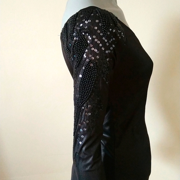 Bedo One Sequins Armed Dress - Picture 2 of 3